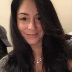 Meet your Posher, Leslie